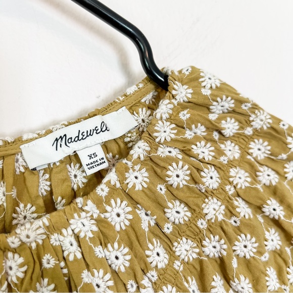 Madewell Daisy Embroidered Shirred Puff-Sleeve Top - Picture 3 of 7